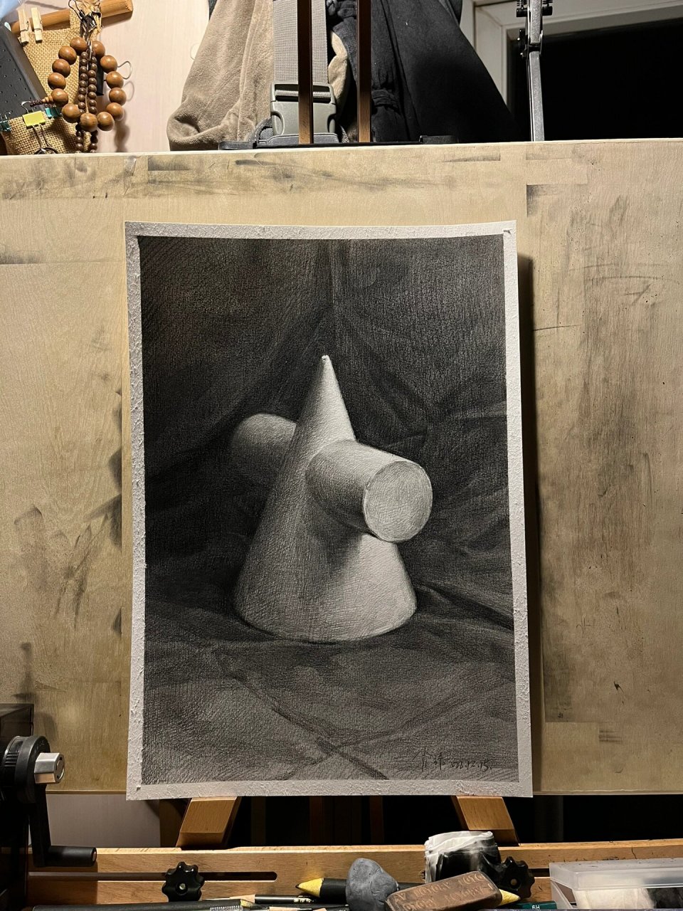 石膏圆锥圆柱贯穿体素描 #素描石膏几何体# 石膏圆锥圆柱贯穿体