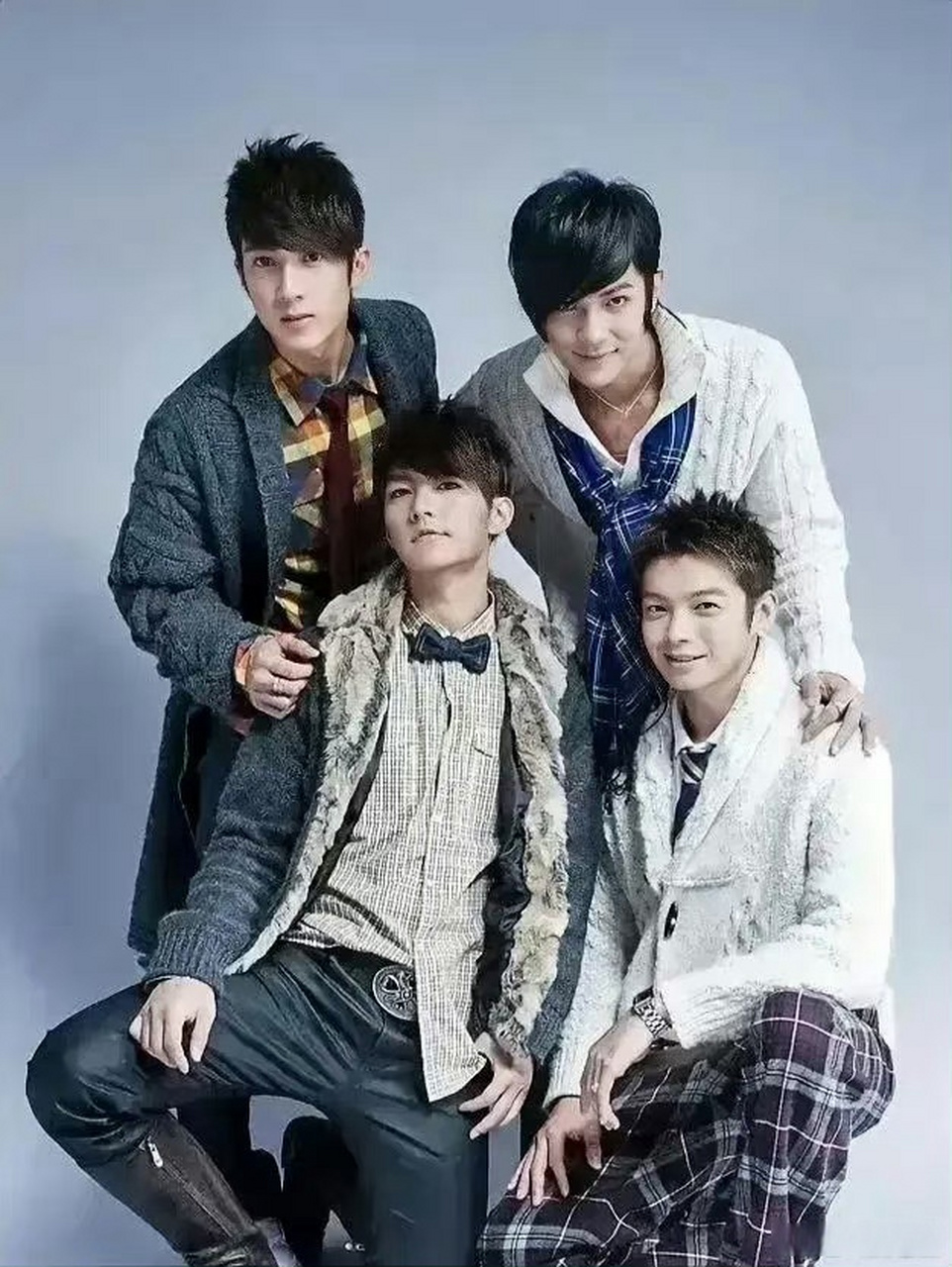 飞轮海四个人的颜值来排炎亚纶>汪东城>辰亦儒>吴尊.