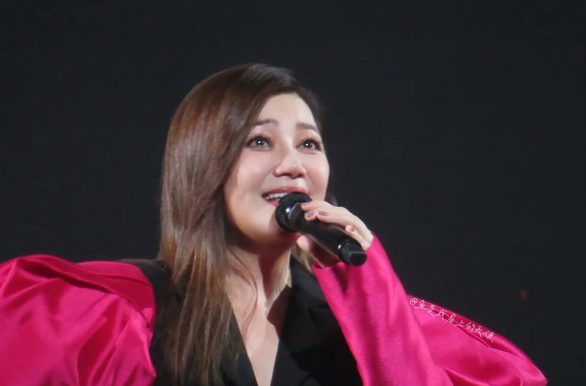 梁静茹重庆演唱会美图 重庆站的甜甜鱼