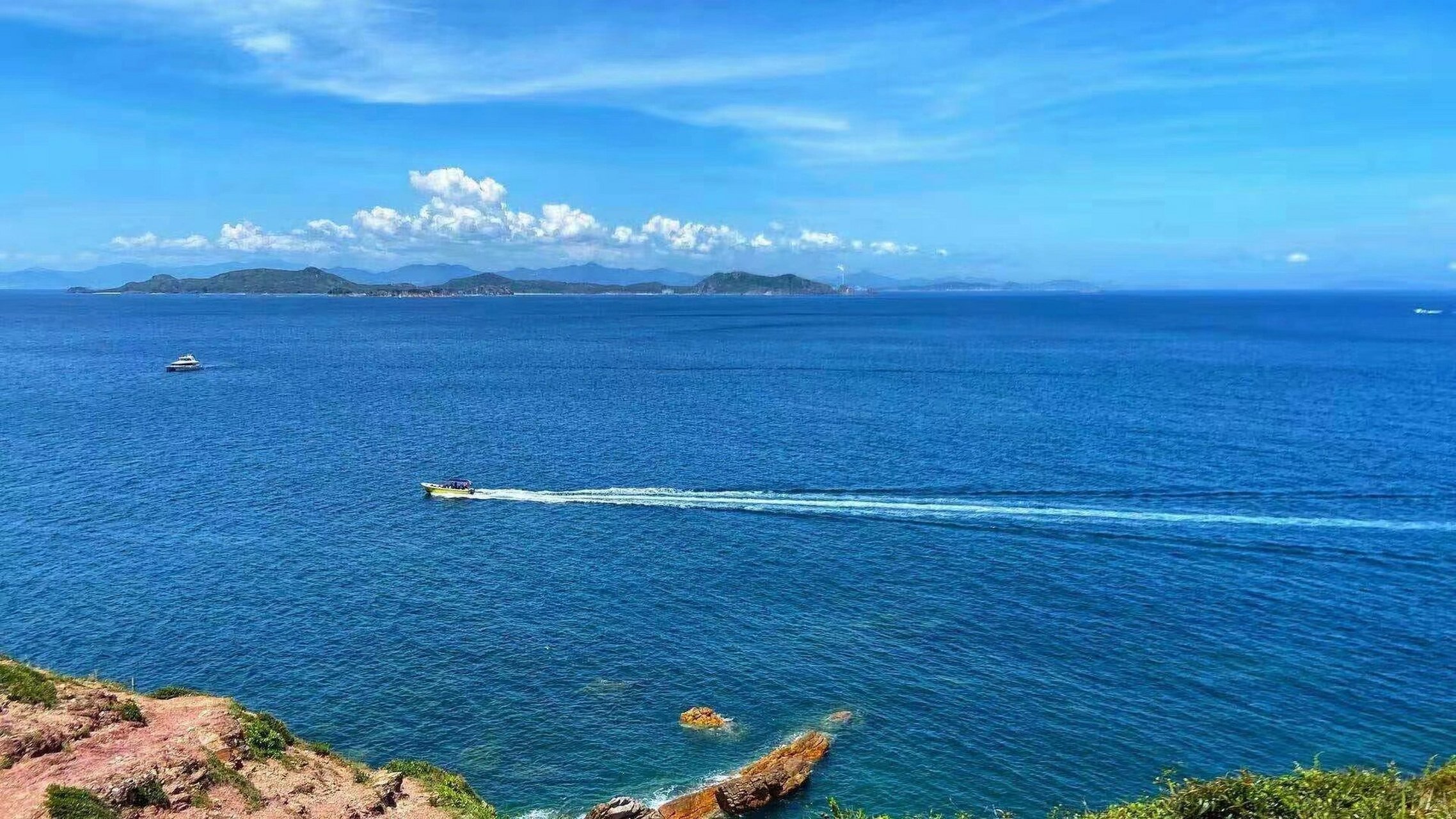 深圳最美海岸线——杨梅坑 166杨梅坑位于深圳大鹏半岛东南端, 一面