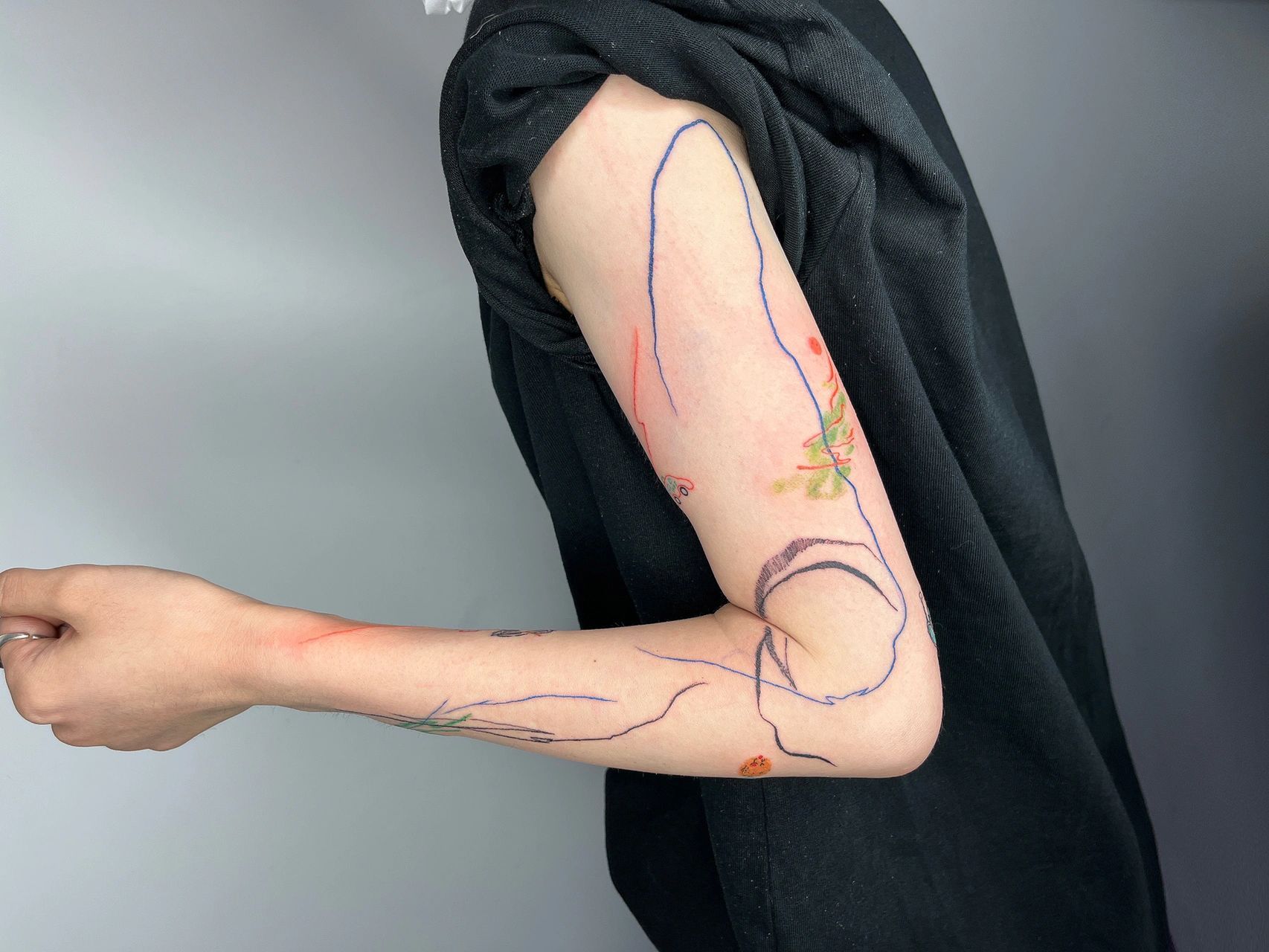 小花臂 感谢信任 第一次纹身  把一整条手臂交给我 	 原创定制 	 请勿