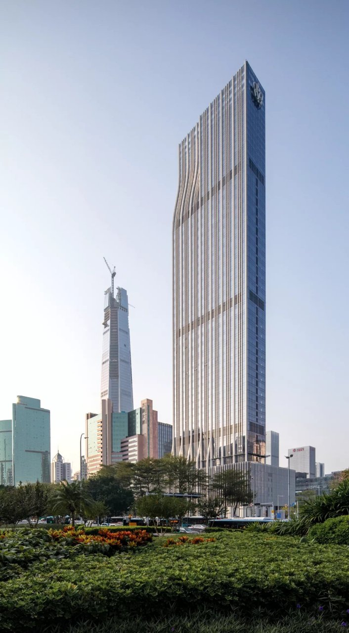 1991年,改革开放的深圳,位于笋岗路与宝安北路的帝豪酒店开业; 2016年