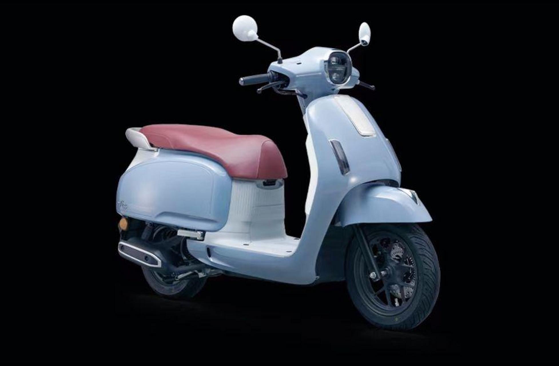 五羊本田 时尚复古f125踏板,出厂自带: 手把加热,智能尾箱,abs,怠速启