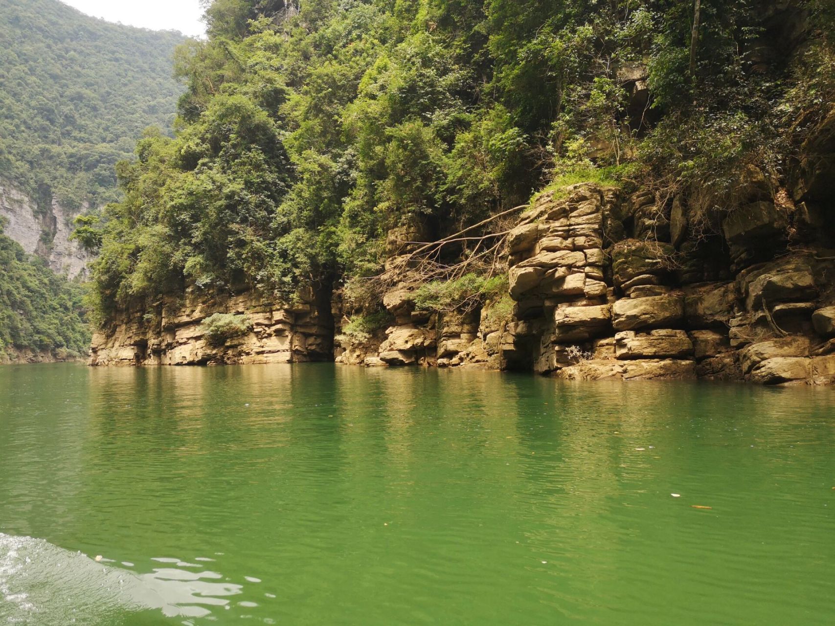 仁智山水 广西金秀圣堂湖 仁者爱山 智者爱水 在老百姓都爱的山水圣堂