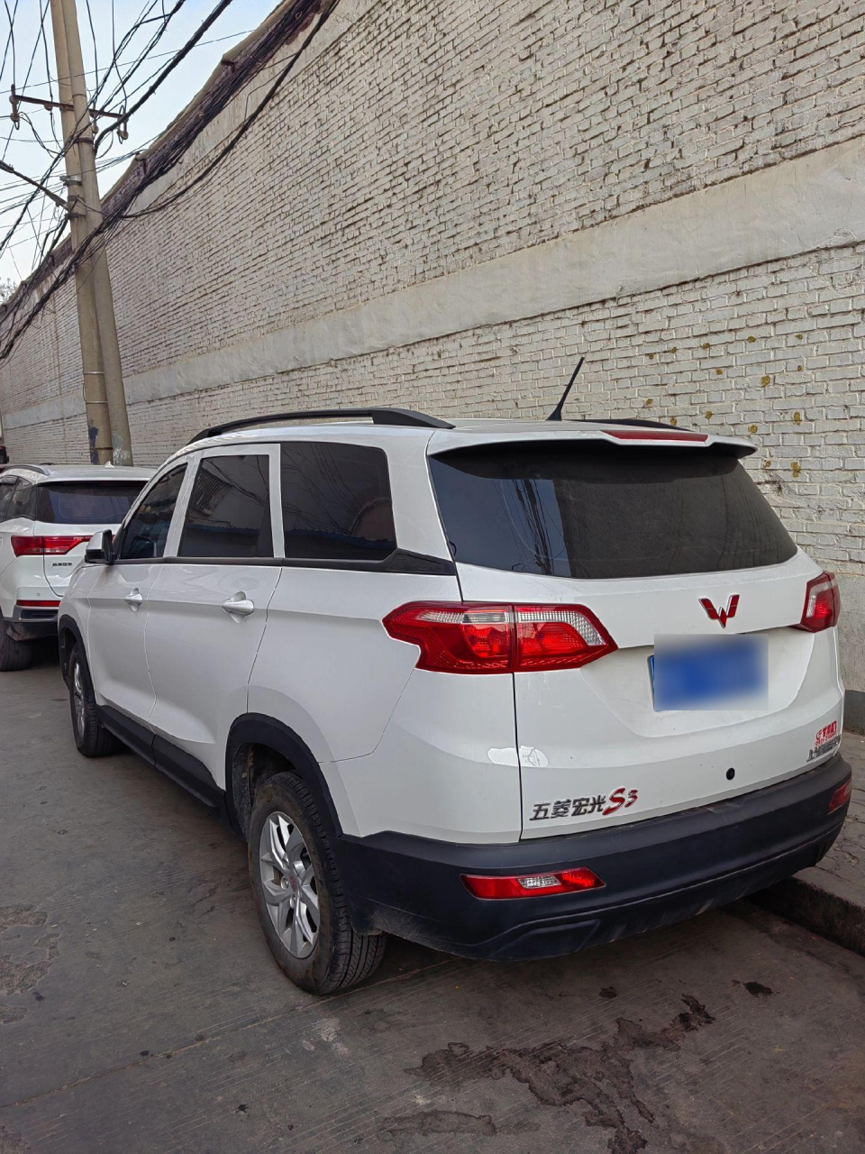 出租五菱七座面包车,九座格瑞斯,五座双排微货车,丰田,大众,雪佛兰