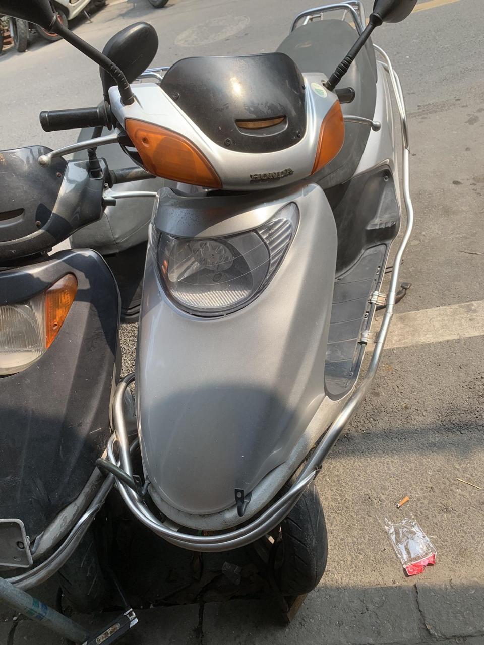 国二五羊本田喜悦100cc,声音安静有力.