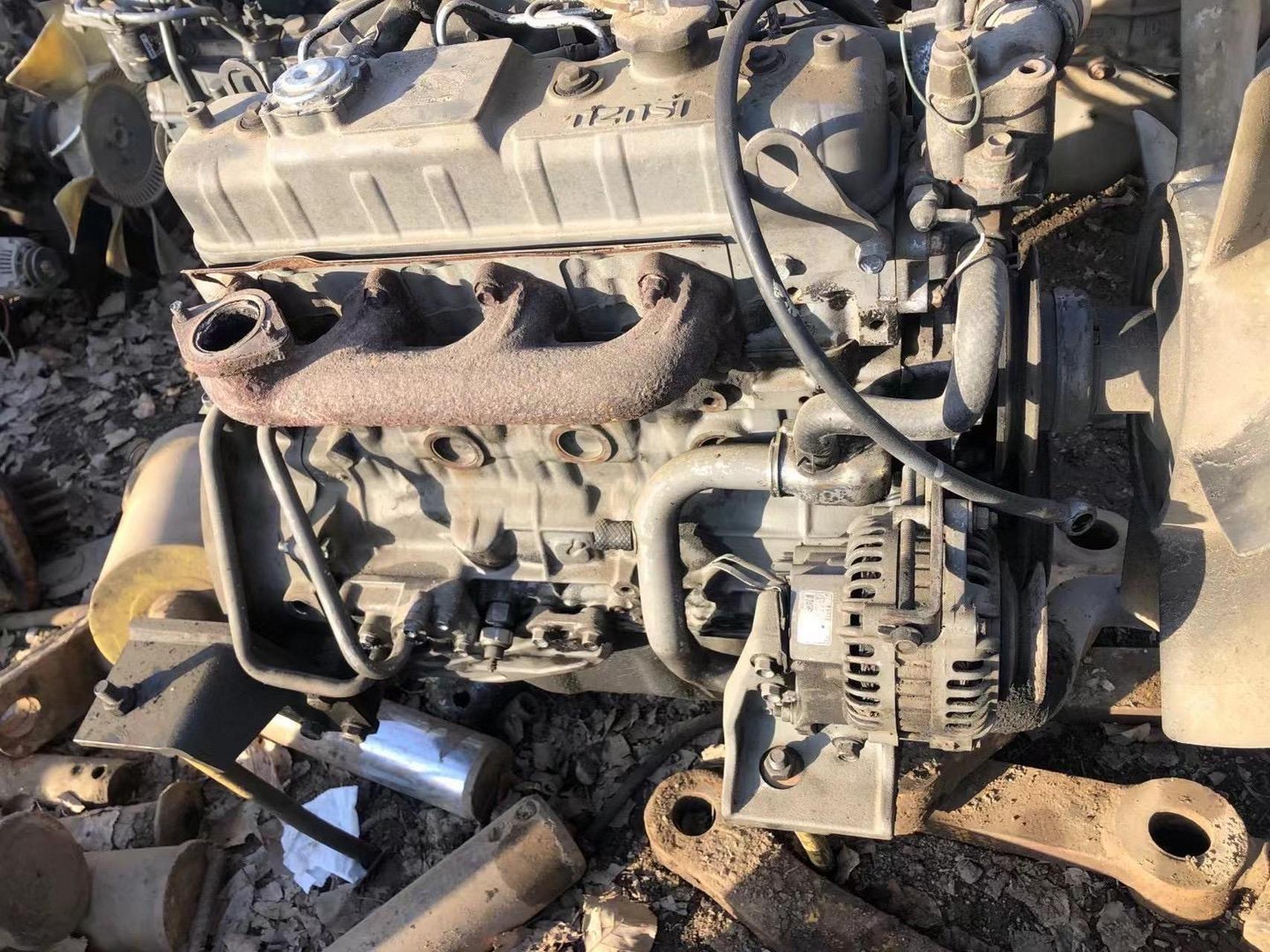 五十铃4jg1大机油尺发动机