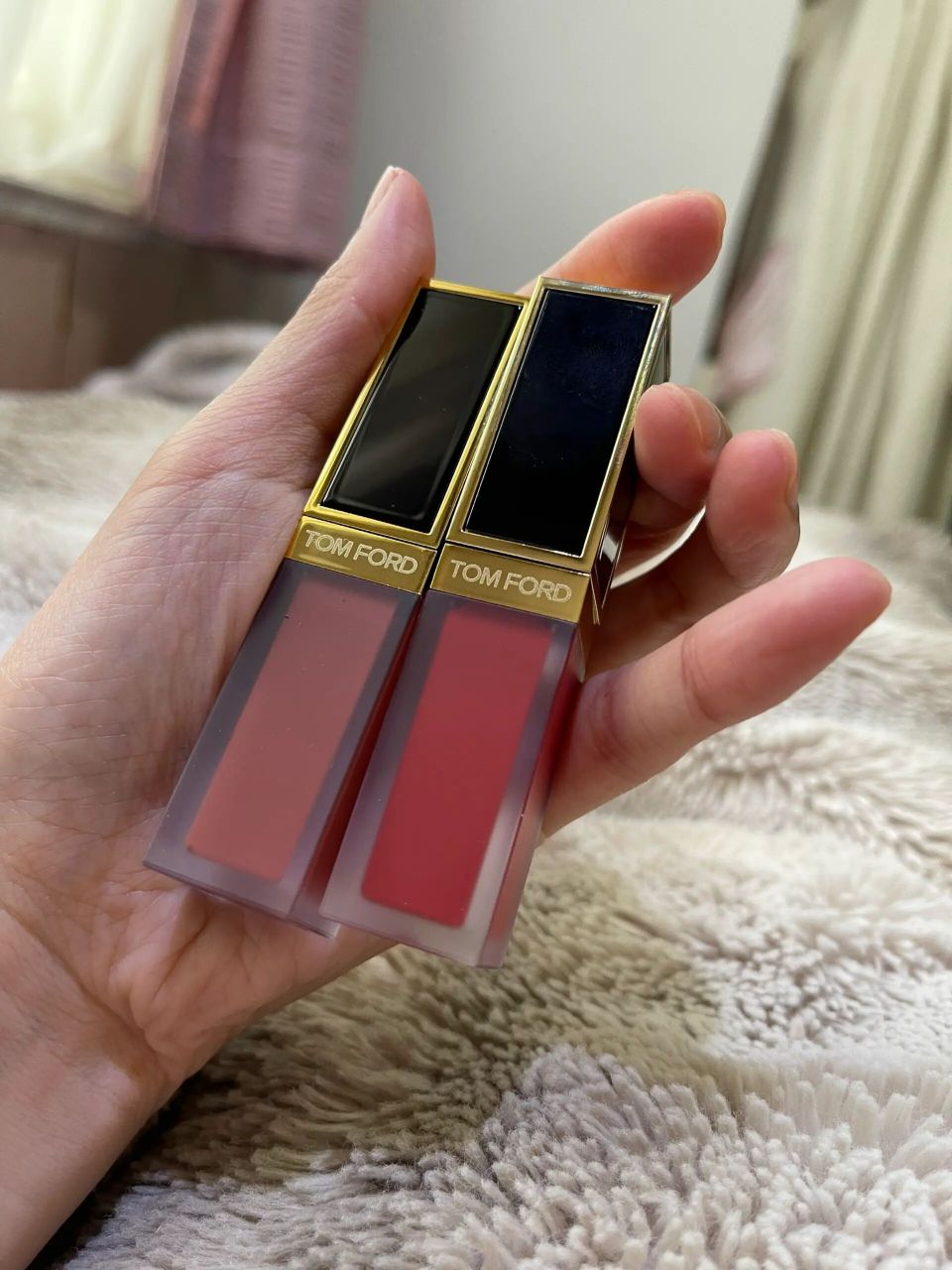 tf黑金唇釉129 122 天猫弹消息推了新品就入了tom ford的新品黑金唇釉
