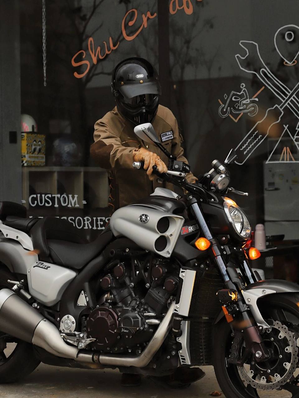 暴力美学/雅马哈大魔鬼vmax1700 大力出奇迹,不要谈什么车身流线,风阻