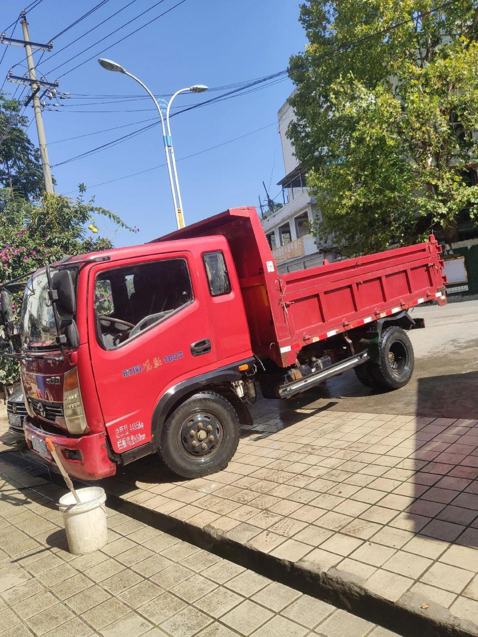 蓝牌自卸车 3米5的小翻斗,养殖场自用拉草的车,可下地下室