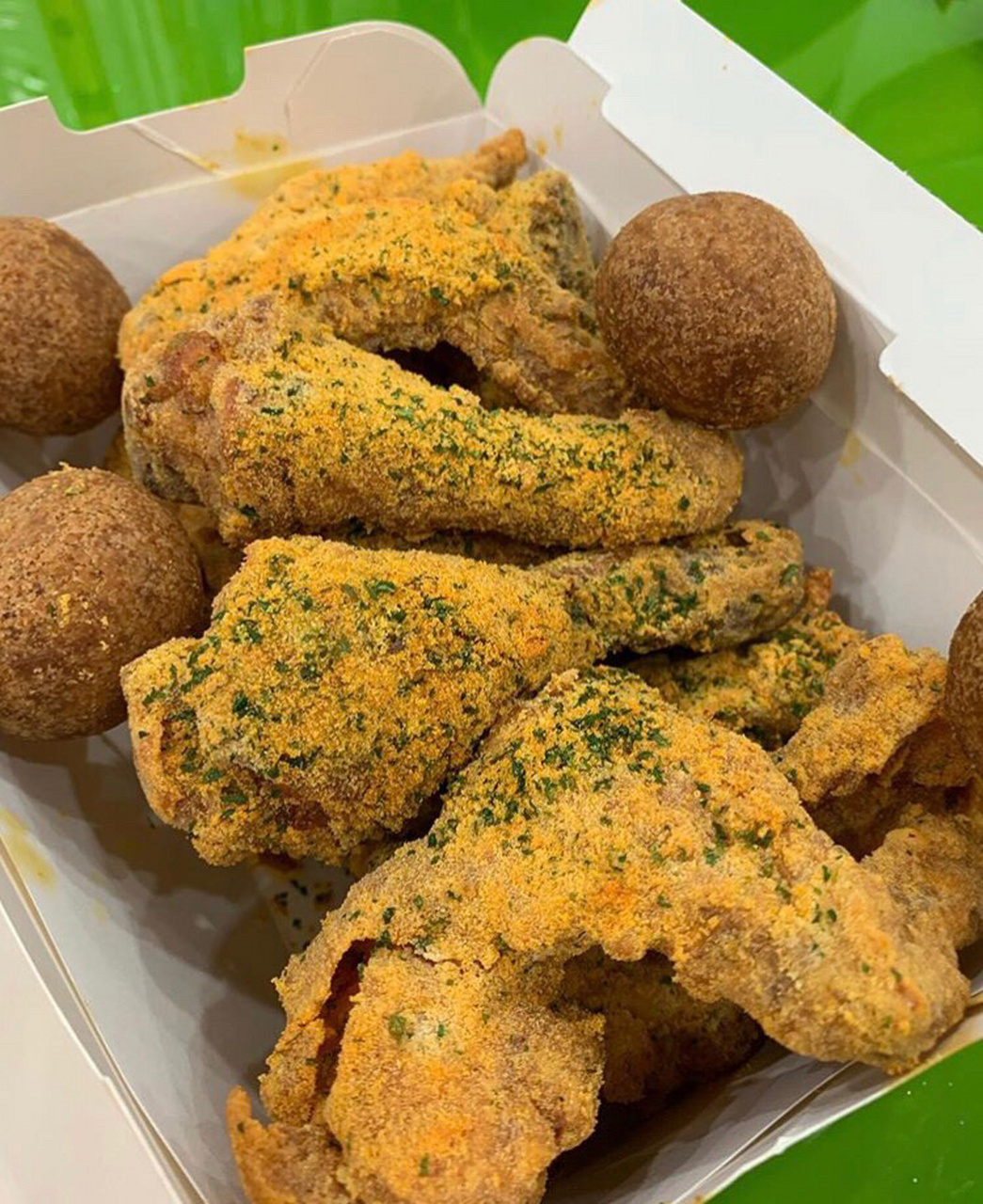 首尔美食|今晚吃bhc芝士炸鸡95 韩国最有人气的炸鸡bhc bhc 最有名