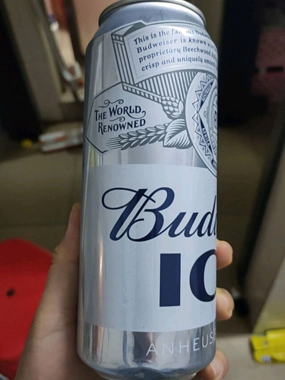 百威冰啤和百威经典有什么区别?