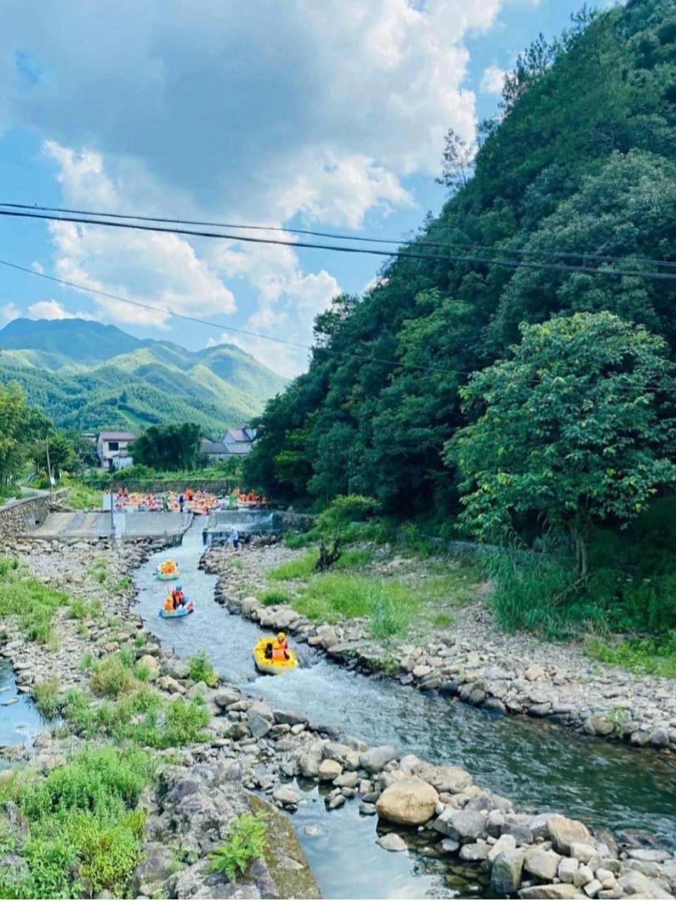 宁德寿宁犀溪漂流攻略939393 寿宁漂流两个人一部皮筏艇,最好