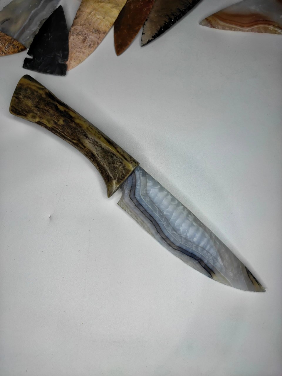 玛瑙制作的石刀你们见过吗
