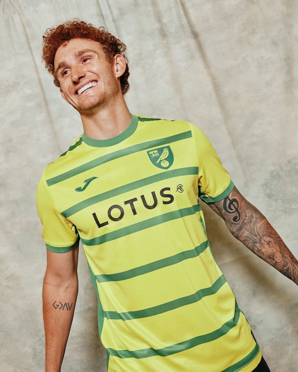 诺维奇发布2023-24赛季主场球衣 #足球#0202#小红书竞技场#02