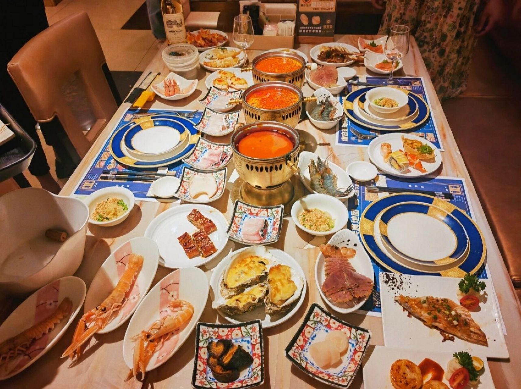 不愧是成都第一的海鲜自助餐6015 雍容荟海鲜自助餐算是成都排名