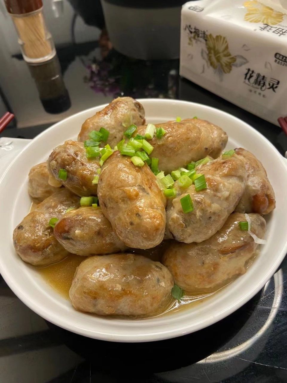 特色菜-客家酿蚝豉     酿蚝豉是客家四酿之一,是客家人的名菜,逢年