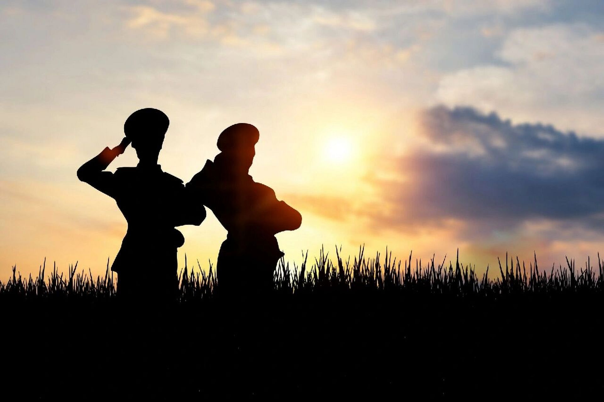 反正我是有,我从小就想成为一名铁骨铮铮的军人.