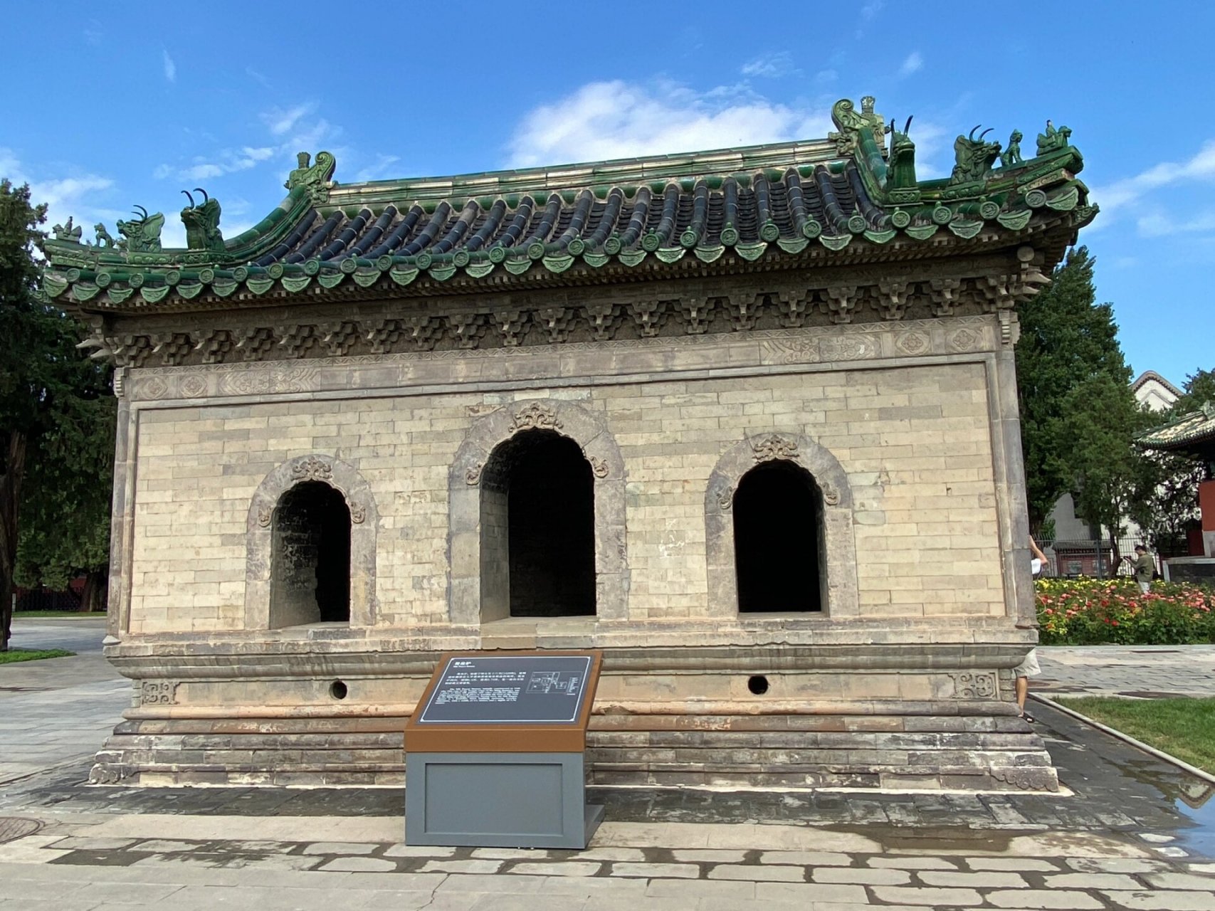 先农坛(北京古建筑博物馆) 先农坛的古建筑建于明清,大气震撼,藻井