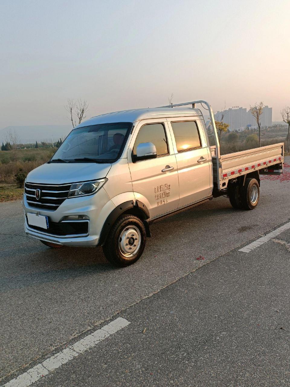 19年10上户金杯t52双排后双轮,箱长3.05x宽1.65,1.