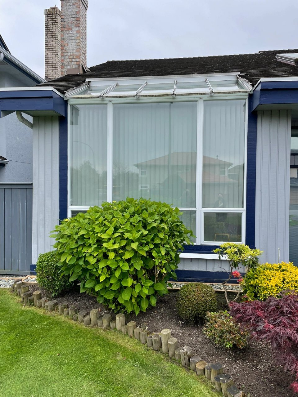 "新安装"窗户,玻璃有水汽成因(三) 这一篇主要说说新安装的塑钢窗户.