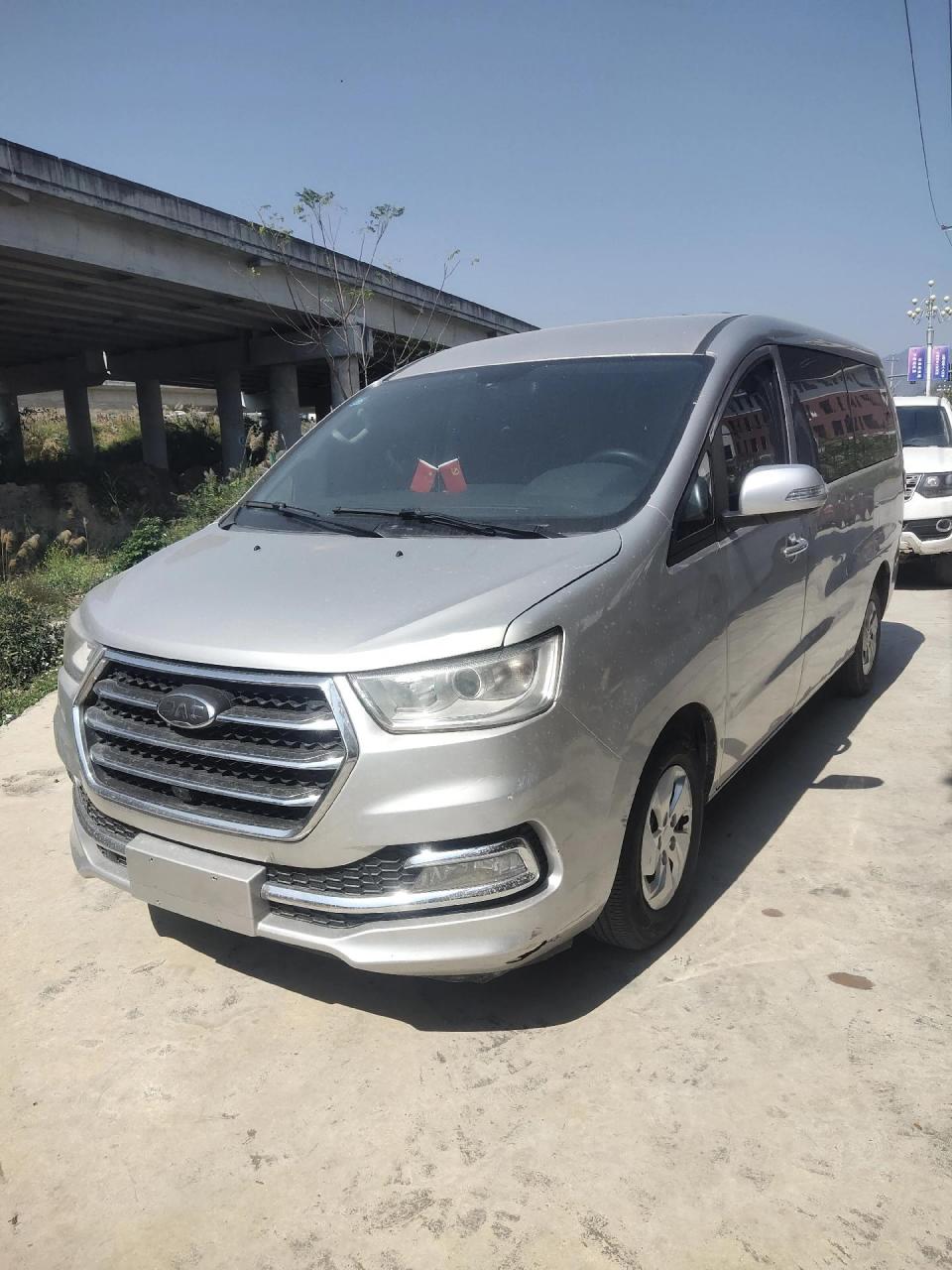 2017年上牌瑞风m4手动柴油版商务车大7座.喜欢的老板速度下手.