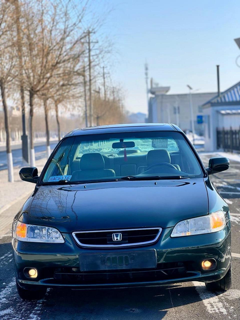 本田六代雅阁底盘代号cg5,这一代雅阁可以说是我小时候回忆当中最喜欢