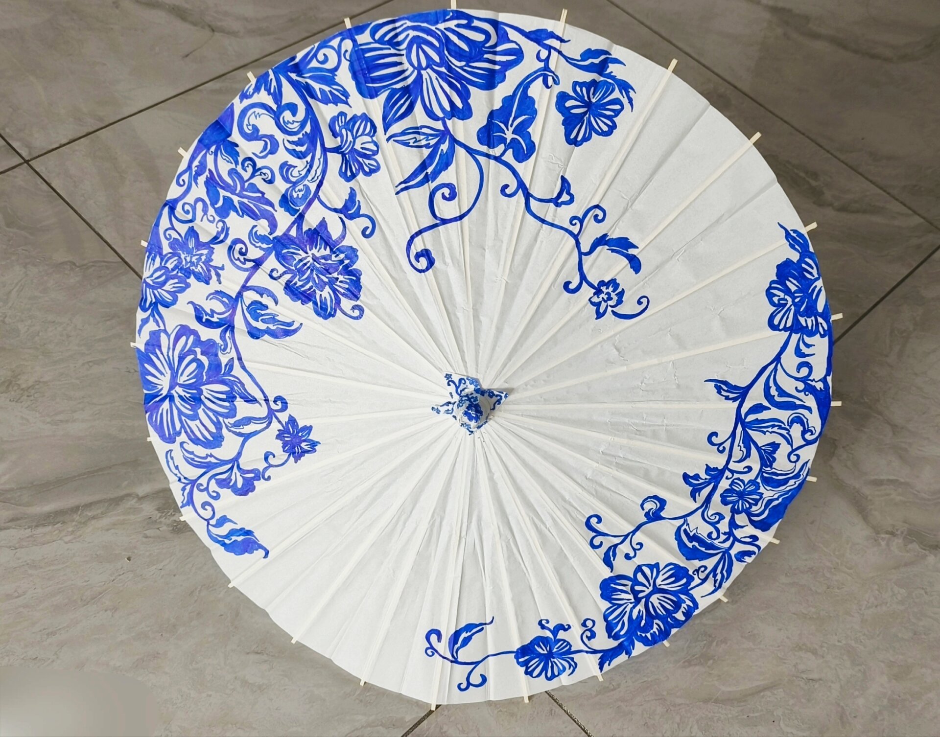 青花瓷——油纸伞·花卉