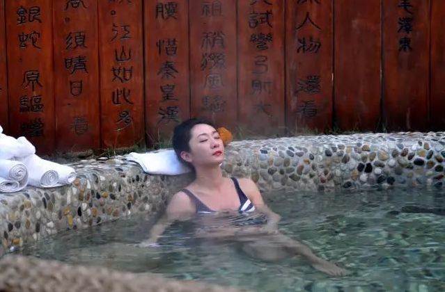 冬日温泉一山一水一温泉尚境温泉