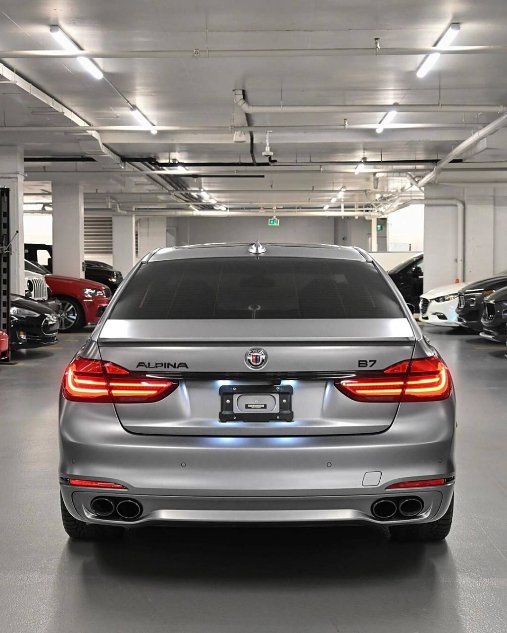 宝马 alpina b7 2019款 #宝马阿尔宾娜b7# #阿尔宾娜# #宝马7系