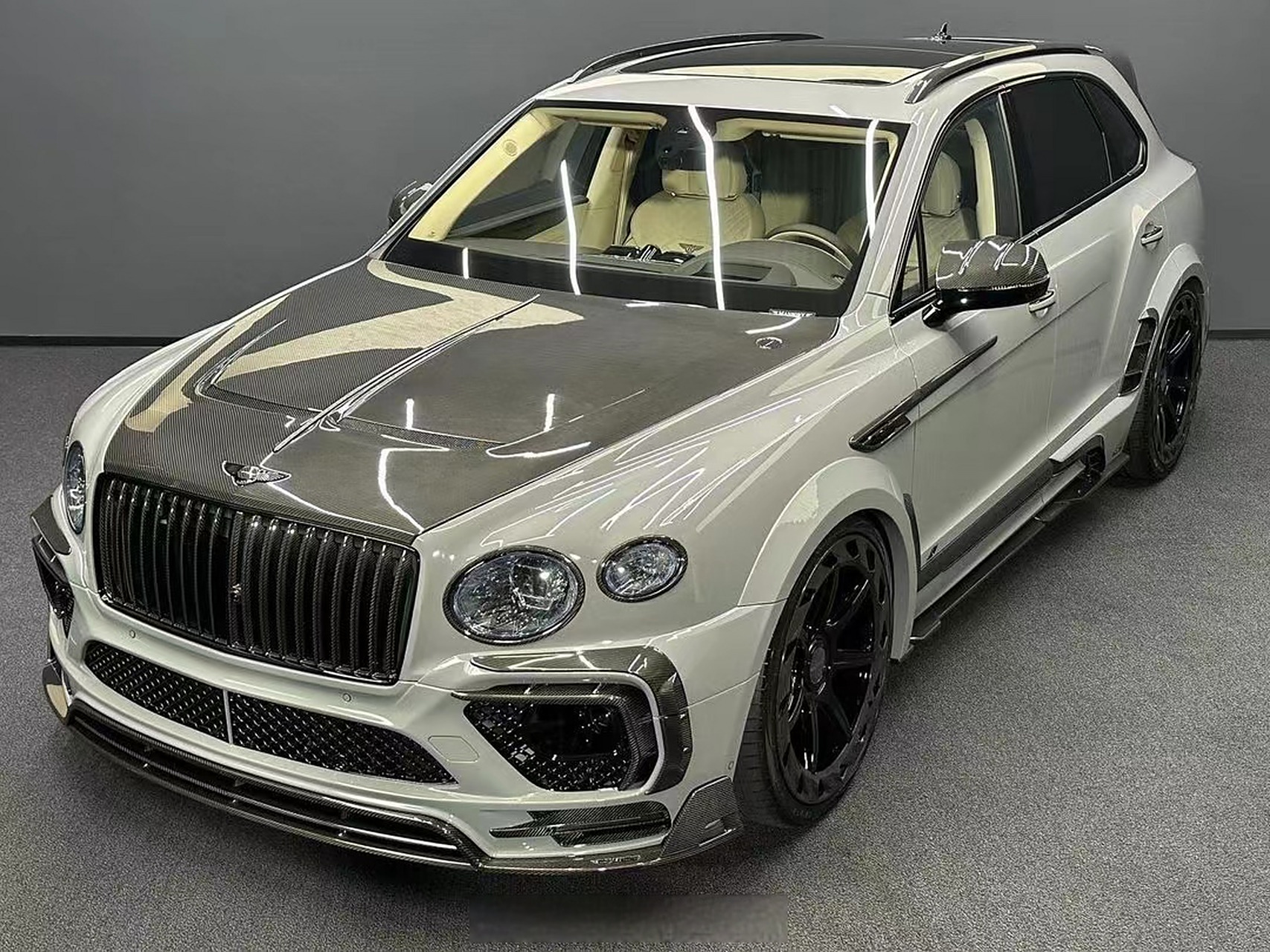 宾利添越s mansory风暴灰定制版|||#mansory迈莎锐#0202#宾利添越