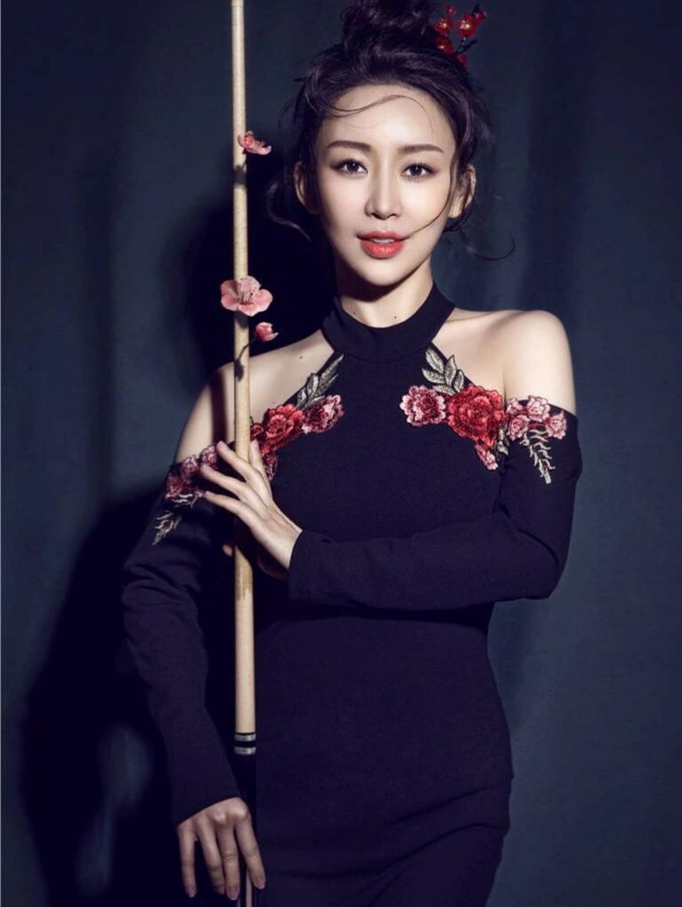 台球95美女-潘晓婷 潘晓婷被媒体公认为台球美女,被誉为"九球天后".