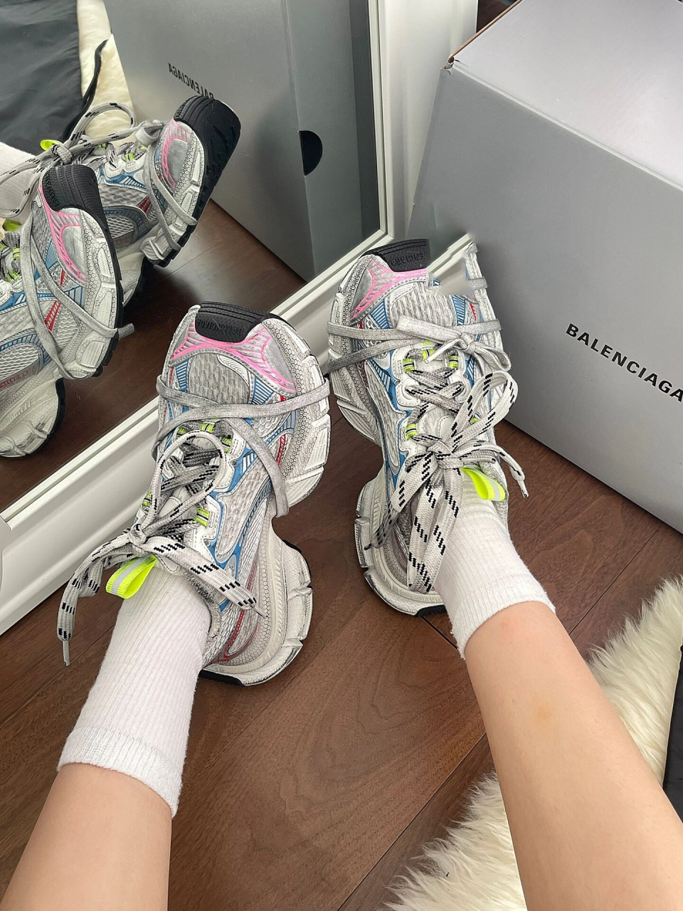 balenciaga 3xl 这个配色绝了!