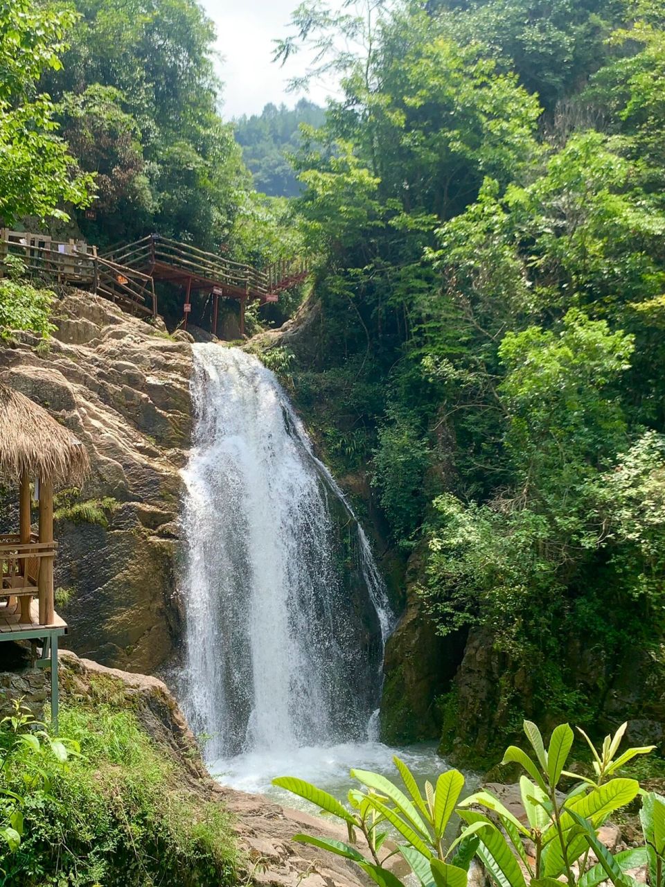 耍水避暑～江油六合藏龙潭 今年四川太热啦97决定去藏龙潭玩玩水