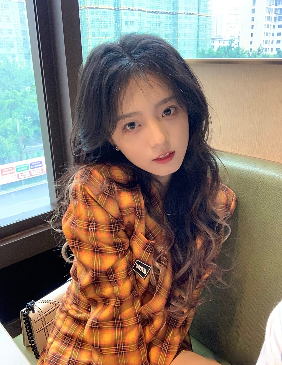 enndme 来自福建厦门,摩羯座小姐姐,这颜值也太可了吧