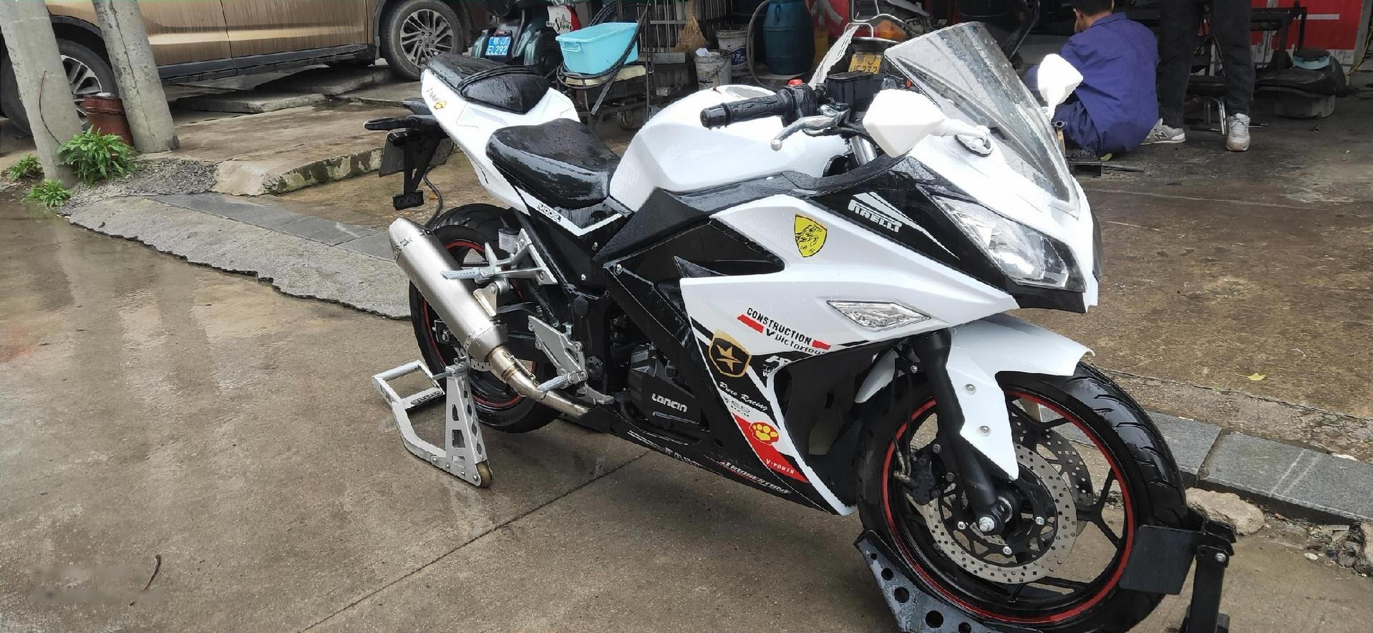 21 年 4 月小忍者,大力神牌,单缸 200cc,隆鑫发动机,全车原装无拆修