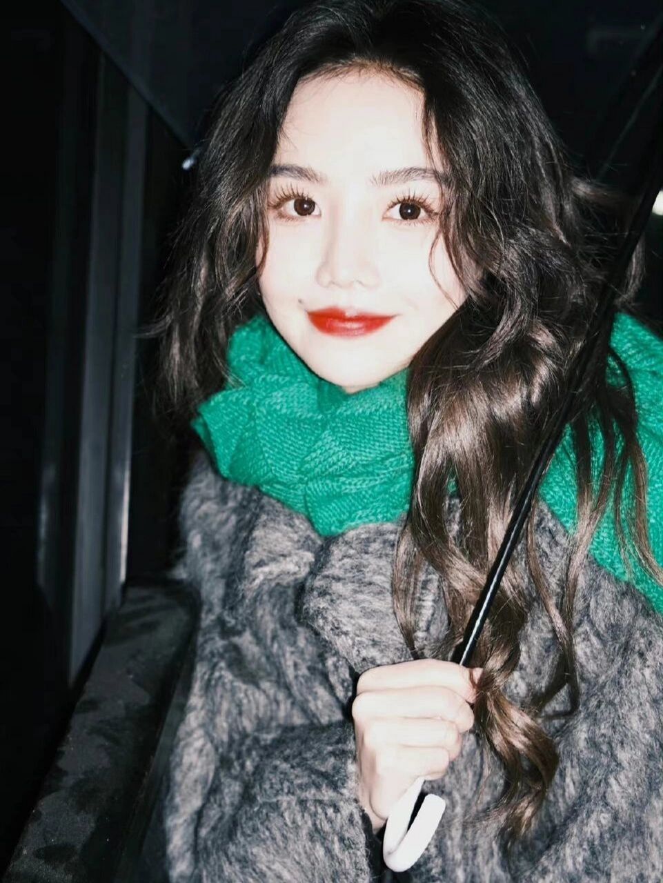 「94投稿安崎」 安崎,本名陈雅馨,1996年5月13日出生于重庆市,中国