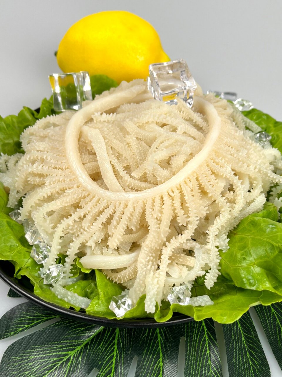 千层肚属于牛的,也叫牛百叶,吃饲料的牛百叶偏黄,吃庄稼的牛百叶发黑