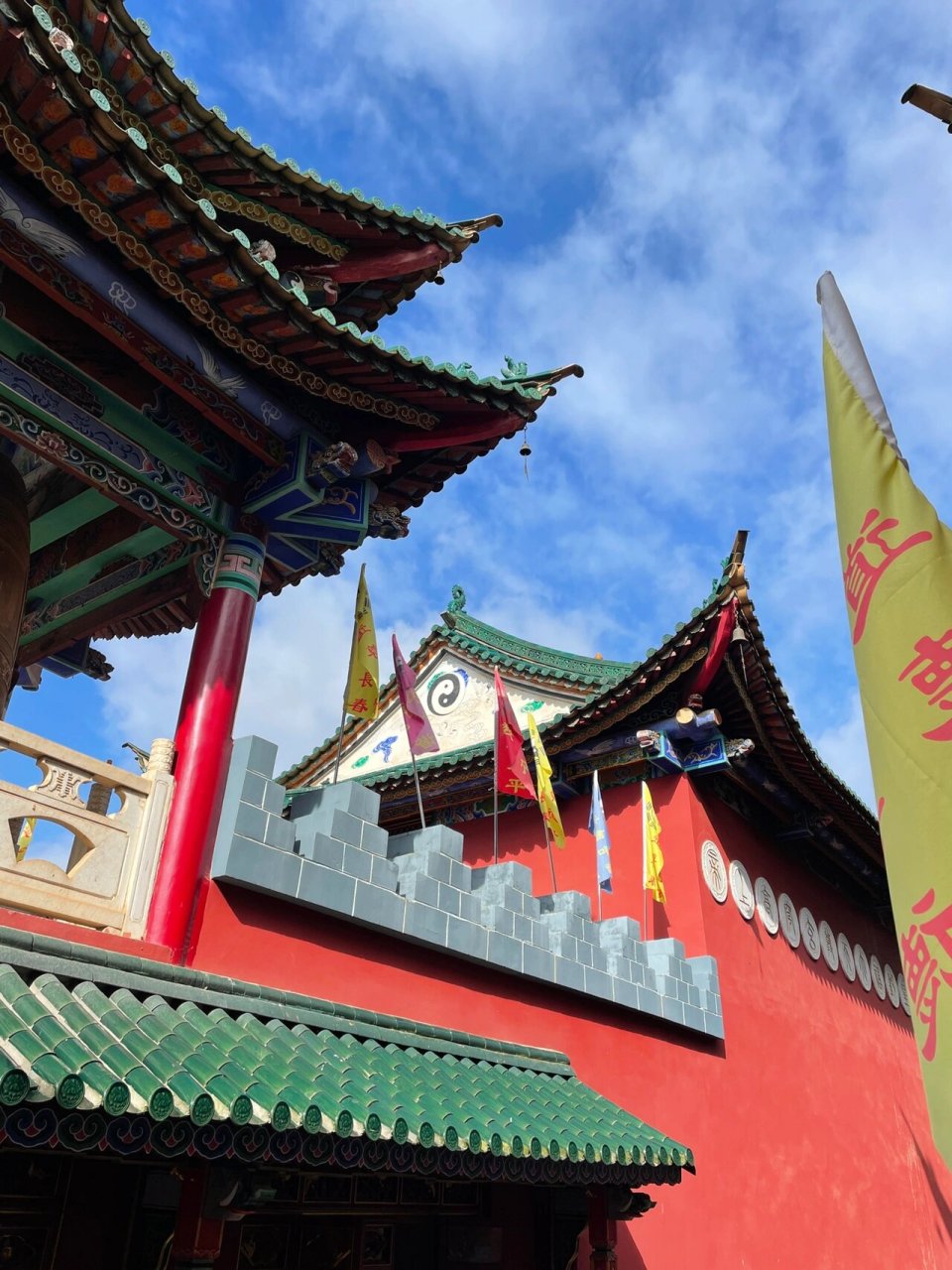 昆明|都说灵验的万寿宫求签 画画 两个朋友都说这个道观求签特别灵验