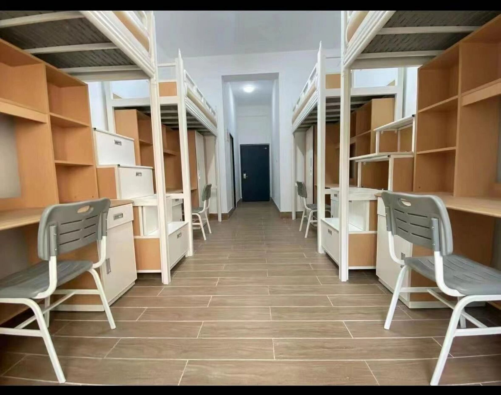 无锡工艺职业技术学院 学校两种宿舍对比,你们喜欢哪一种哦