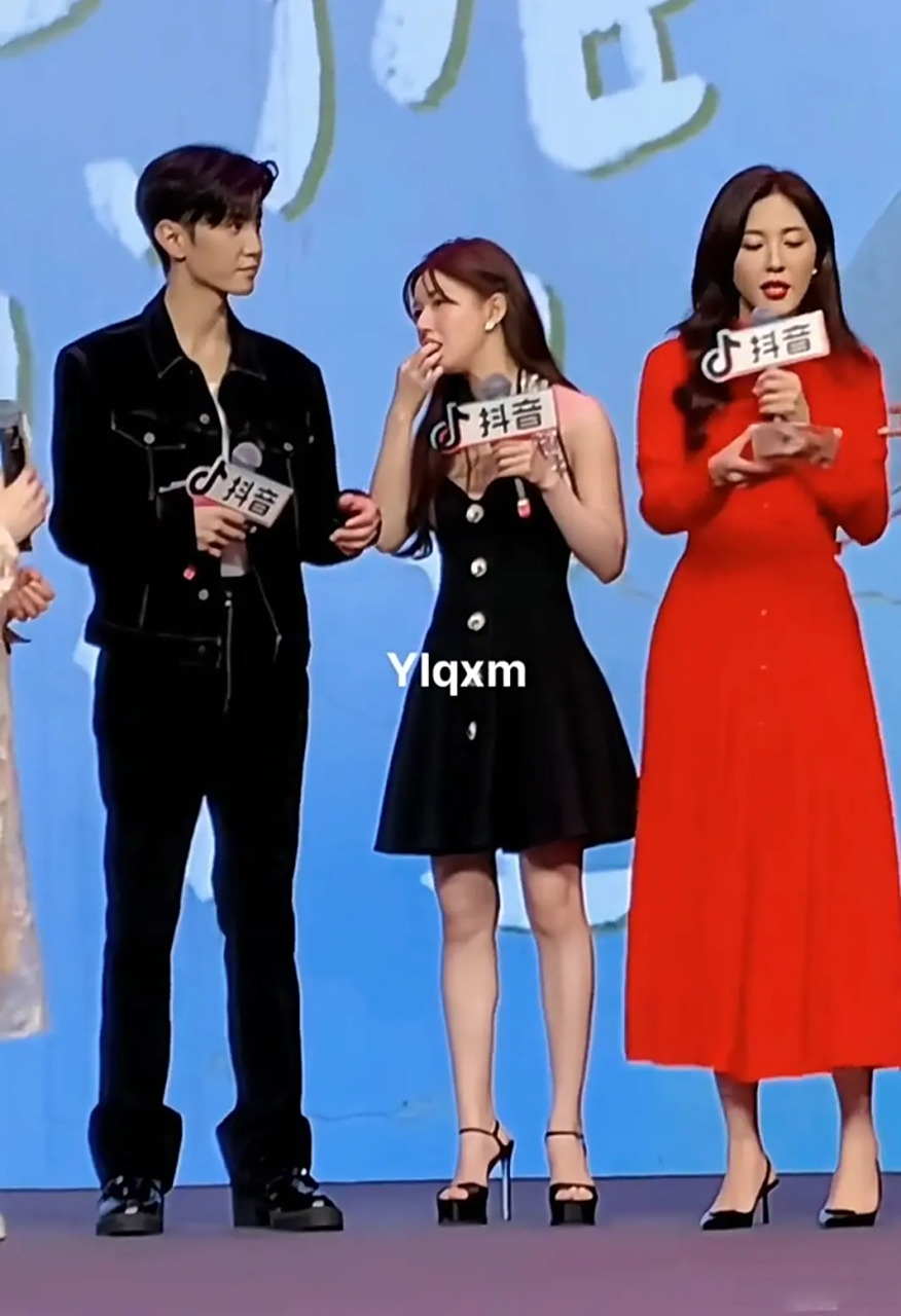 官方身高曾黎170 陈哲远180 赵露思161,谁身高作假了[思考]