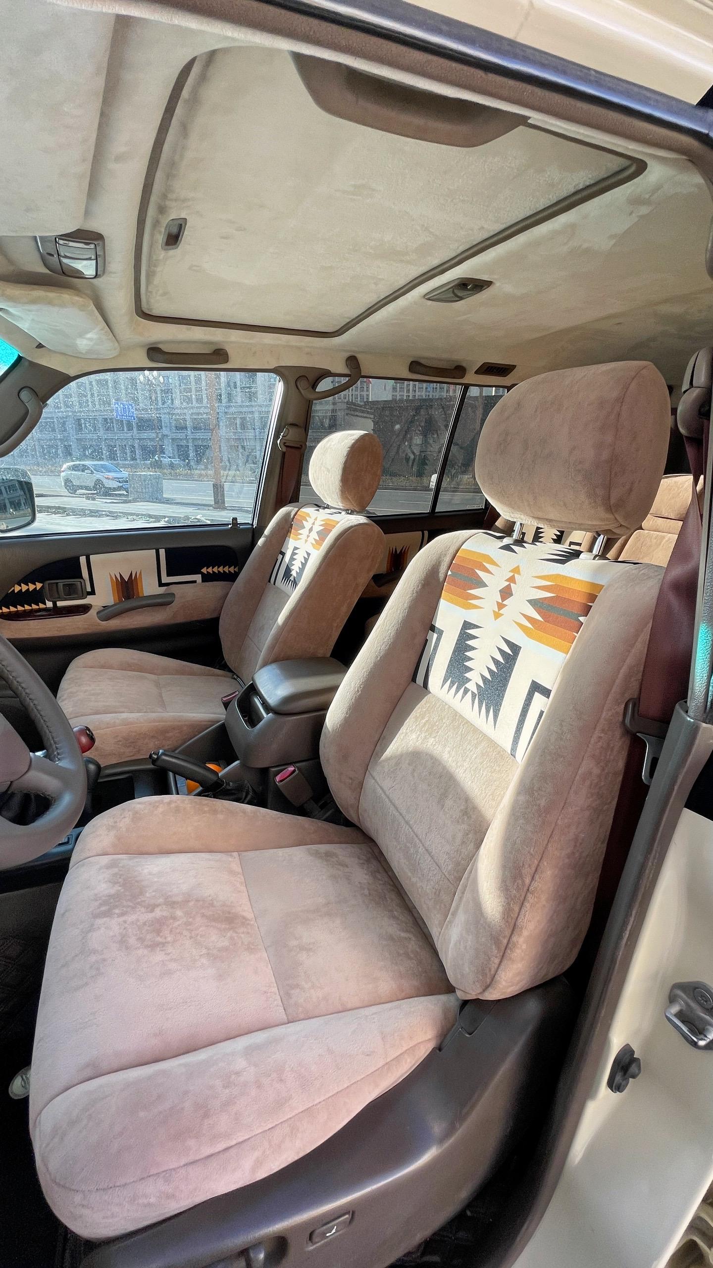 丰田霸道3400柴油版手动挡02年过户