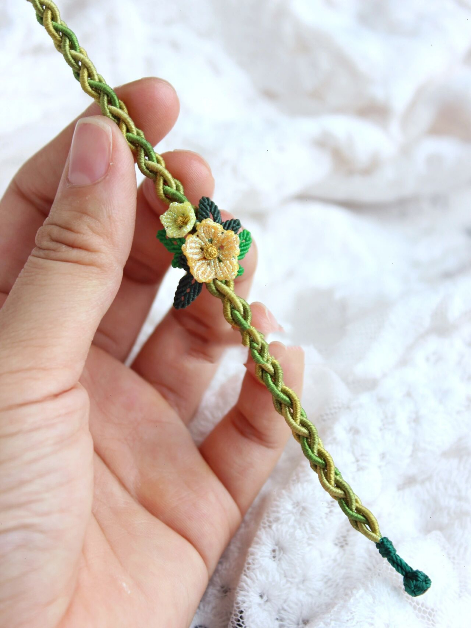 手工编绳 | 藤蔓小花花手绳