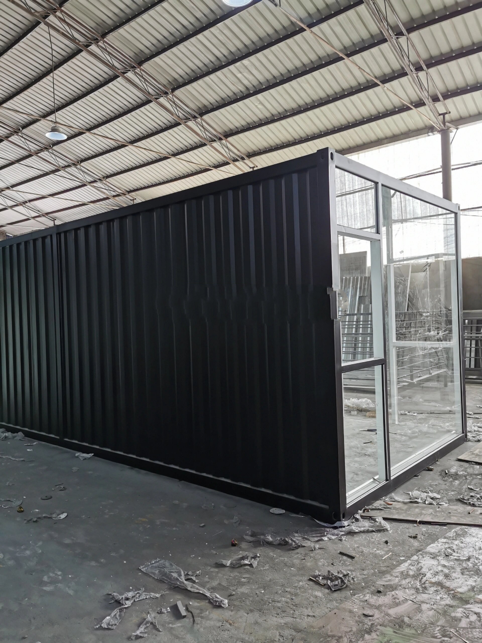 落地大玻璃集装箱房 集装箱移动房住人办公室阳光房子定制民宿网红