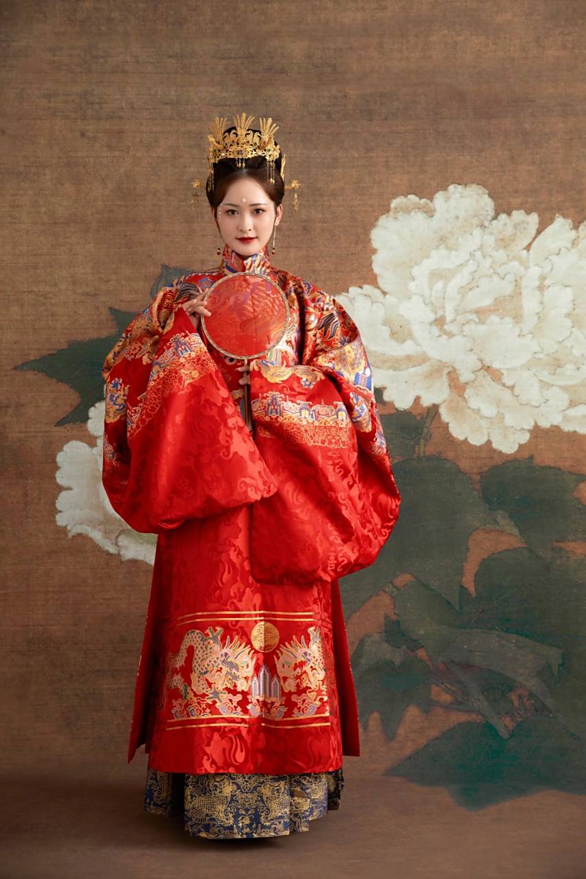 78汉服婚服作为民俗服饰的重要部分 96是华夏文明的一种投射 07