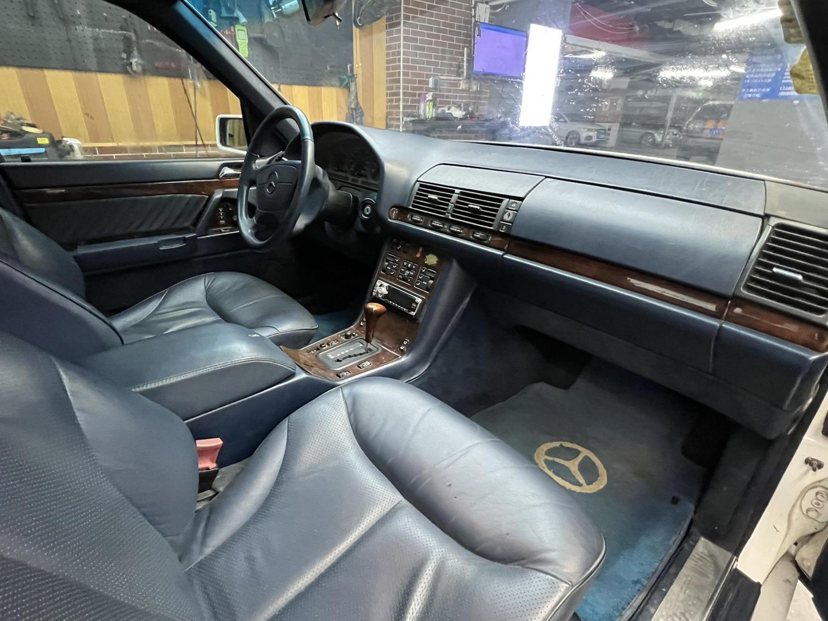 1996年奔驰w140虎头奔s500.