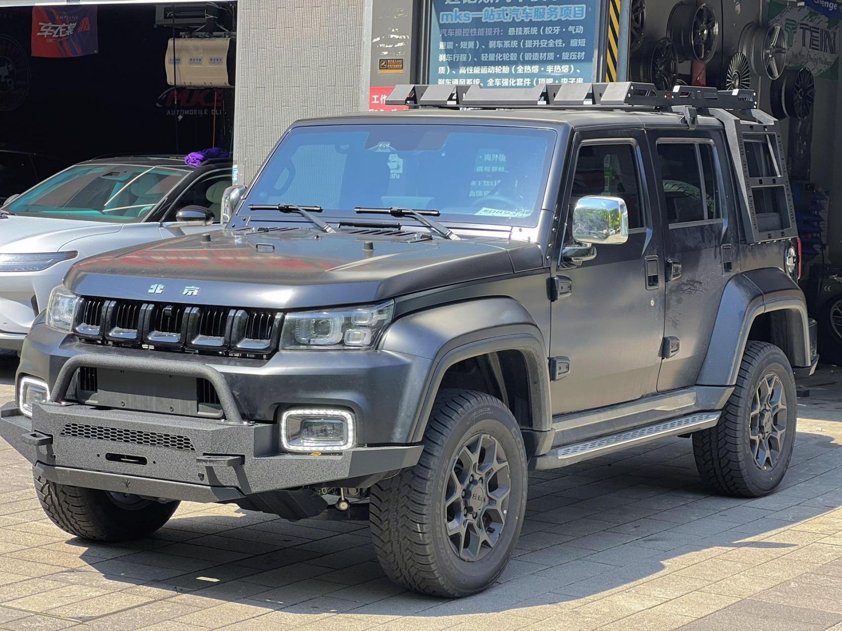 bj40小升级完毕,(可可西里款前杠,珠峰款行李架,黑武士后杠)脱俗原车