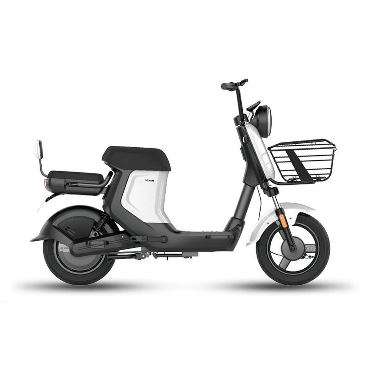 新日电动车大家慎买 这款电动车减震不好,稍微冷点,电池就完蛋了,今天