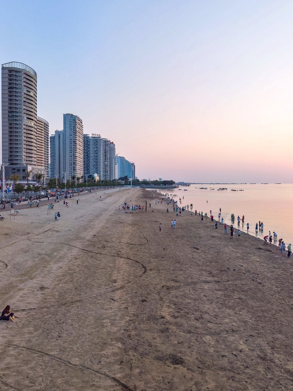 北海金滩日落攻略 交通指南: 私家车,摩托车,电动车,共享电单车:高德