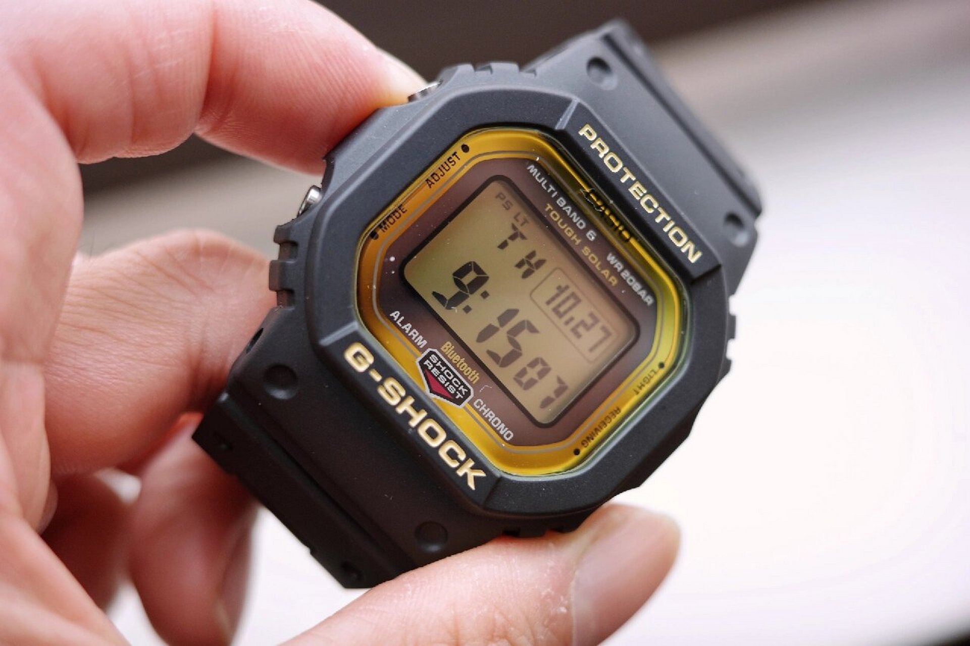 最好看的蓝牙小方块小金圈 卡gwb5600bc-1d 卡西欧出过很多金圈小方块